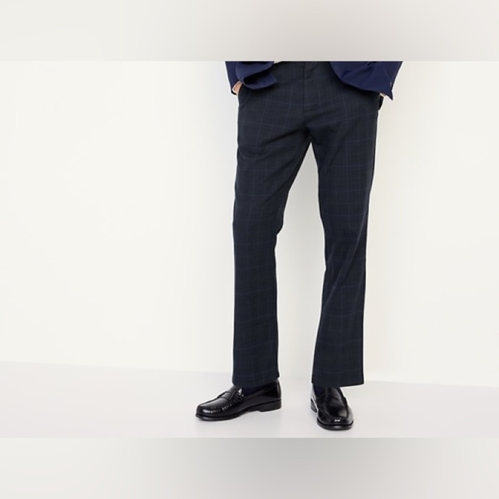 NWT Men’s Old navy twill straight built in flex 52x32. #34